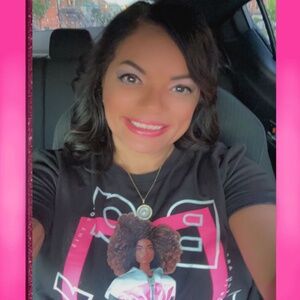 Meet your Posher, Leslie